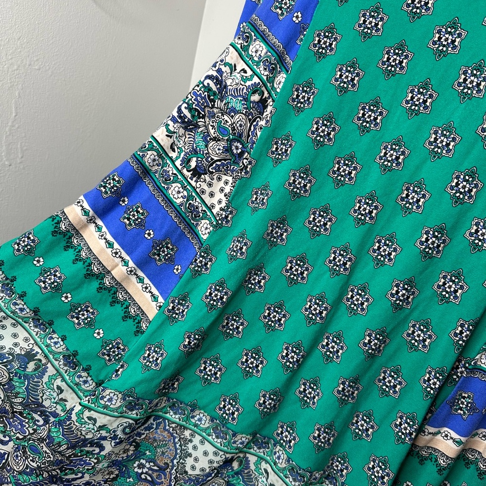 Chico's Bohemian Green And Blue Multi Print Top Size 2/Large - Picture 5 of 7